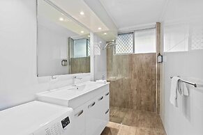 Hi Ho Beach Apartments