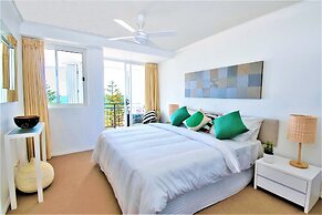 Indigo Blue Beachfront Apartments