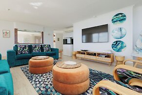The Rocks Resort