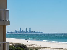 Crystal Beachfront Apartments