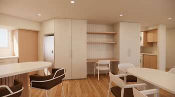 Crystal Beachfront Apartments