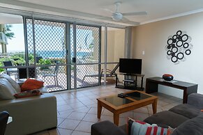 Crystal Beachfront Apartments