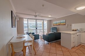 Crystal Beachfront Apartments