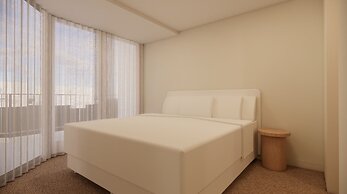 Crystal Beachfront Apartments