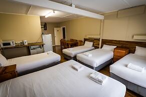 Ardeanal Motel West Wyalong