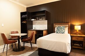 Nightcap at Archer Hotel