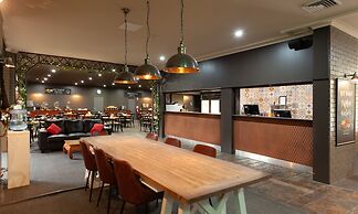 Nightcap at Archer Hotel