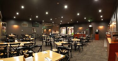 Nightcap at Archer Hotel