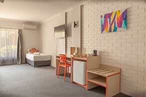 Nightcap at Archer Hotel