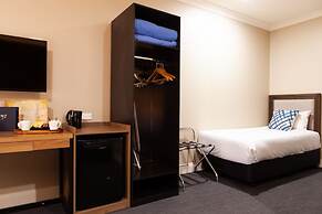 Nightcap at Archer Hotel