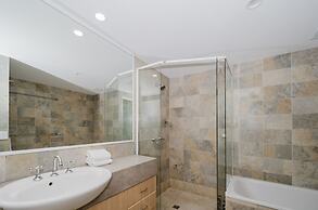 Bay Royal Apartments