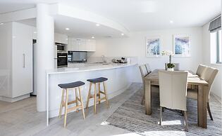 Bay Royal Apartments