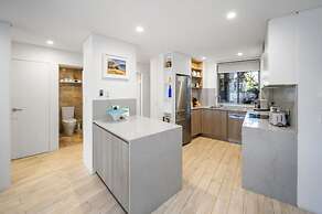 Bay Royal Apartments