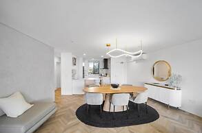 Bay Royal Apartments