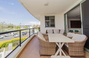 Bay Royal Apartments