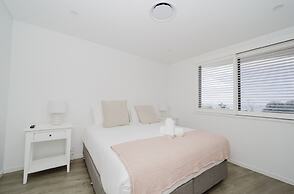 Bay Royal Apartments