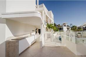 Bay Royal Apartments