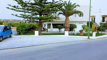 Mastorakis Hotel And Studios