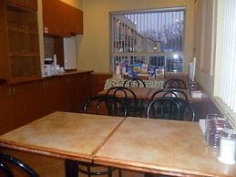 Motel Capri & Suites