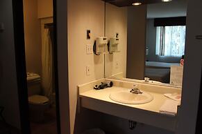 Motel Capri & Suites