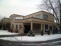 Motel Capri & Suites