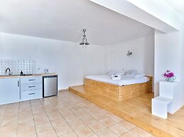 Fyrogenis Palace Hotel - Apartments