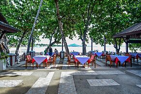 First Bungalow Beach Resort