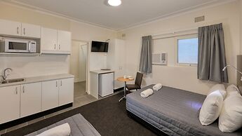 Cowra Motor Inn