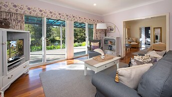 Crystal Creek Meadows Luxury Cottages