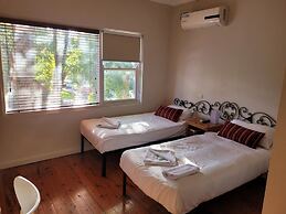 Burwood Bed And Breakfast