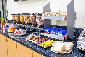 Hawkesbury Race Club Motel