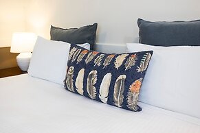 Hawkesbury Race Club Motel