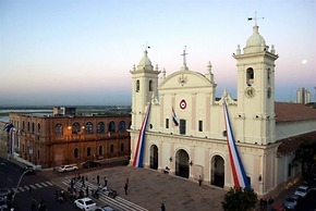 Ibis Asuncion