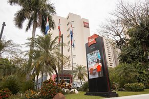 Ibis Asuncion