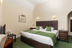 Fernhill Hotel