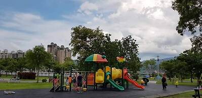 New California Hotel