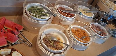 New California Hotel