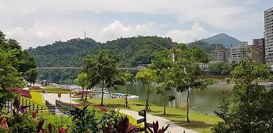 New California Hotel