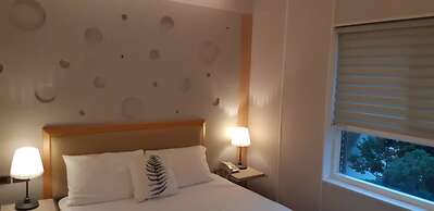 New California Hotel