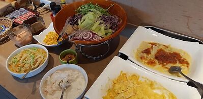 New California Hotel