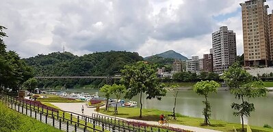 New California Hotel