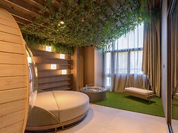 Rusutsu Resort Hotel & Convention