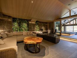 Rusutsu Resort Hotel & Convention