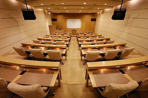 Rusutsu Resort Hotel & Convention