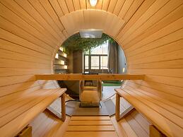 Rusutsu Resort Hotel & Convention