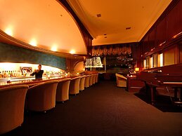 Rusutsu Resort Hotel & Convention