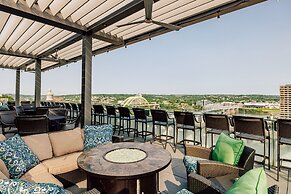 Residence Inn by Marriott Cincinnati Downtown/The Phelps