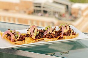 Residence Inn by Marriott Cincinnati Downtown/The Phelps