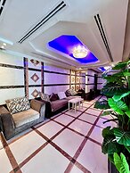 OYO Dream Palace Hotel