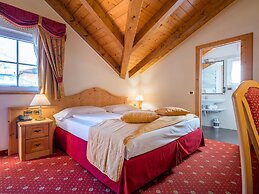 Albergo Dimaro Wellness & Family Hotel